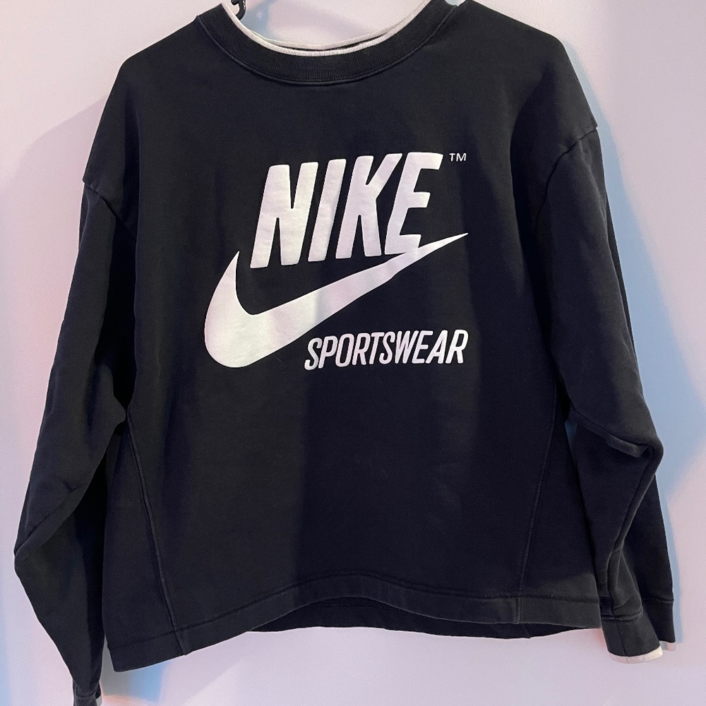 Nike Sportswear Crew Neck Sweatshirt